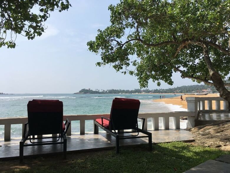 Sun N Sea Hotel