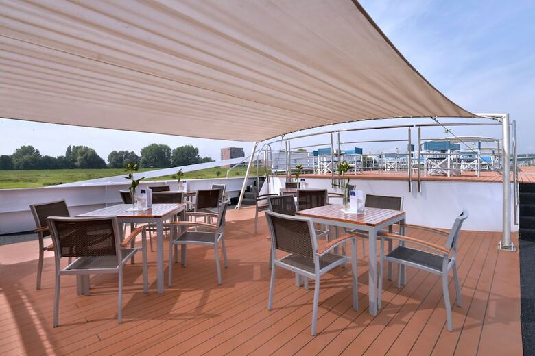 Hotelships Holland - Hs Leonora - Messe