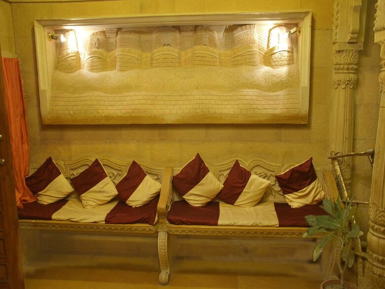 Hotel Lal Garh Fort And Palace