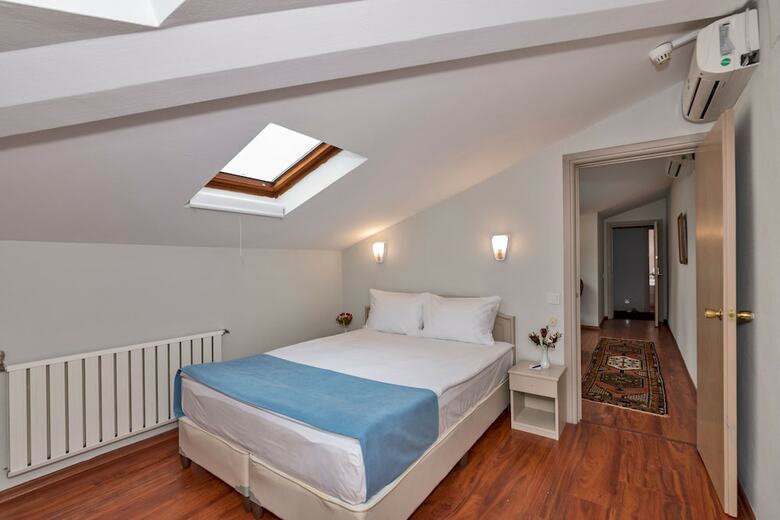 Veyron Park Hotel