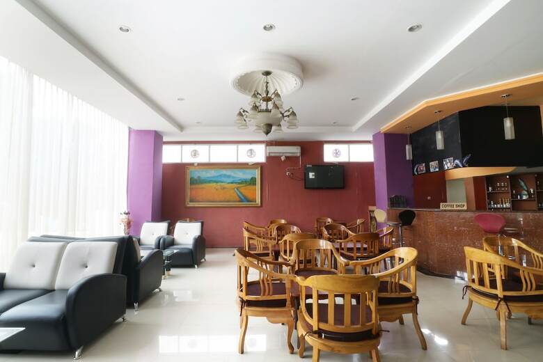 D'boegis Hotel