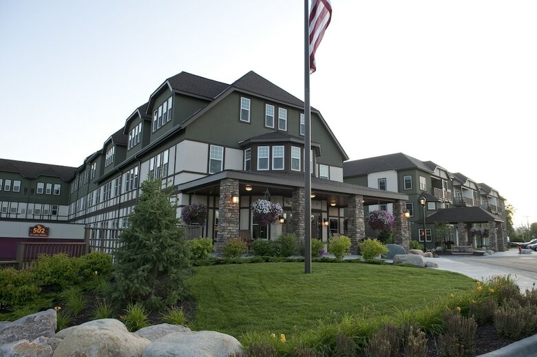 Chase On The Lake Resort Hotel