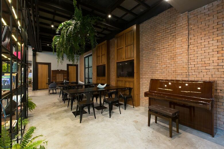 Hotel Prince Theatre Heritage Stay