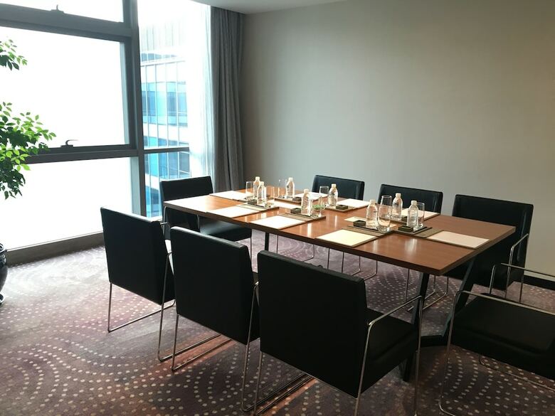 Novotel Shanghai Hongqiao Hotel