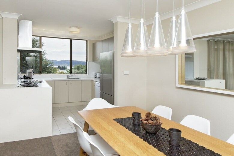 Avalanche 6 - Sophisticated Style & Modern Comfort With A Central Location