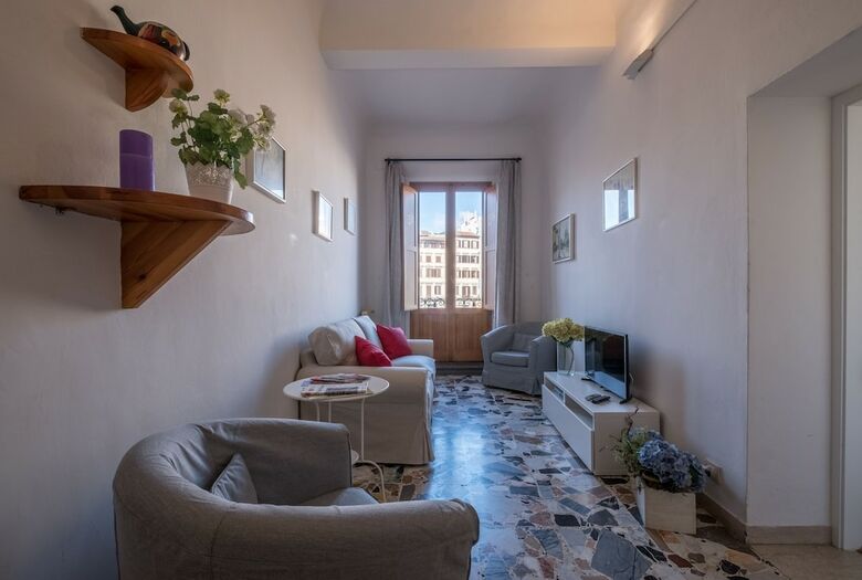 Santa Maria Novella Apartment