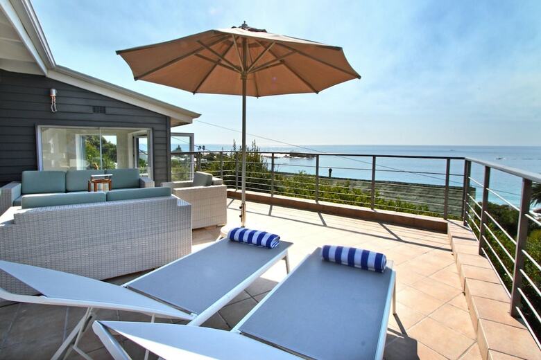 Bungalow On 4th - Three Bedroom House, Sleeps 6