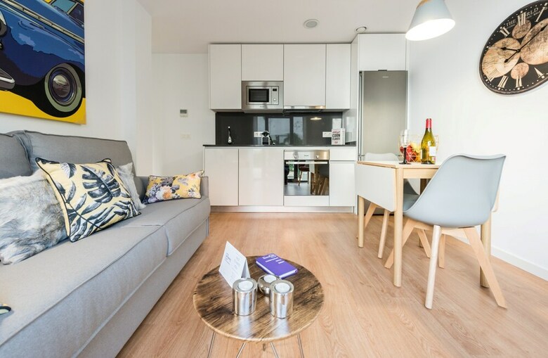 Apartamentos Blasco de Garay City Center C