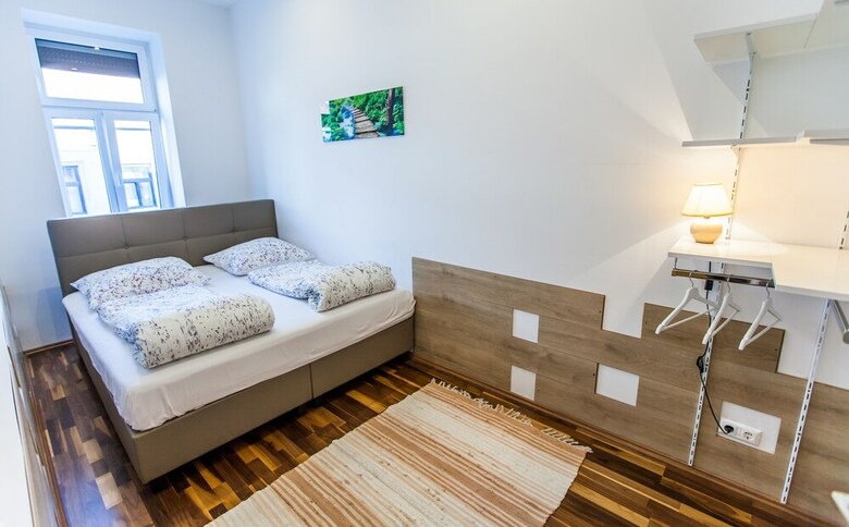 Vienna Market Apartment - Free Garage