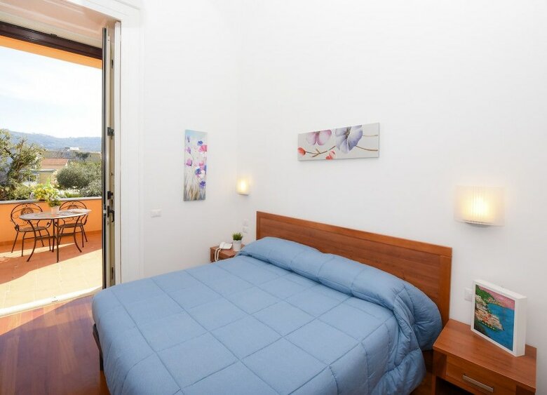Hotel Villa Crawford - Religious Hospitality