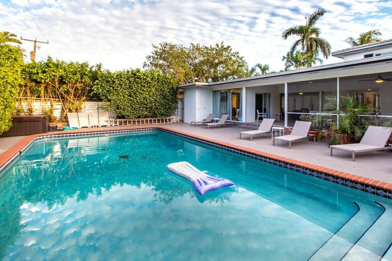 Villa Chateau Hollywood