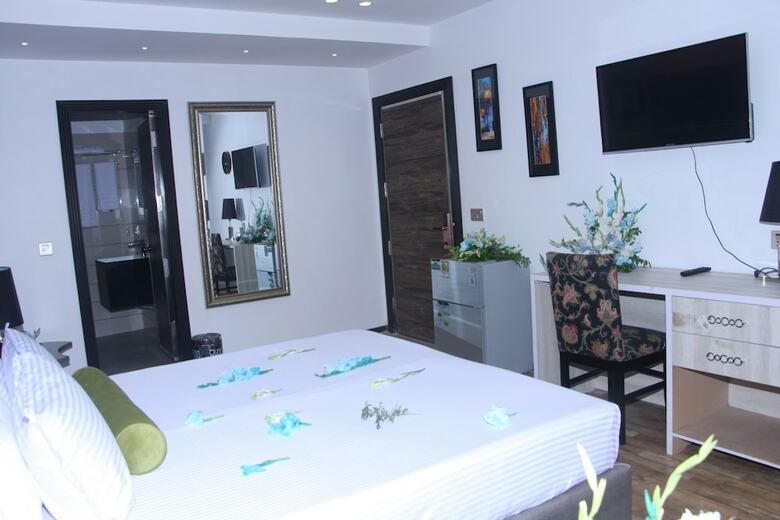 Hotel Platinum