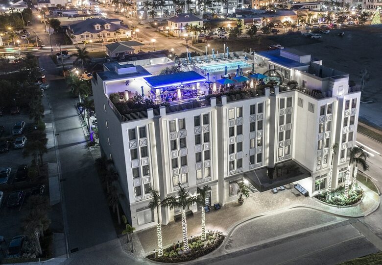 Wyvern Hotel, Ascend Hotel Collection