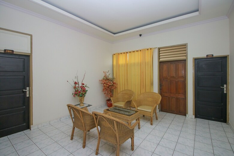 Hotel Airy Besusu Timur Mangunsarkoro 21 Palu