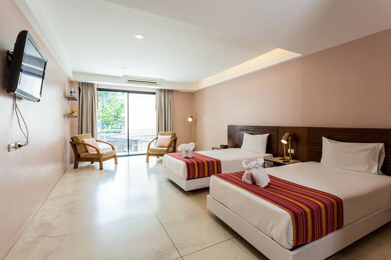 Moxi Boutique Hotel