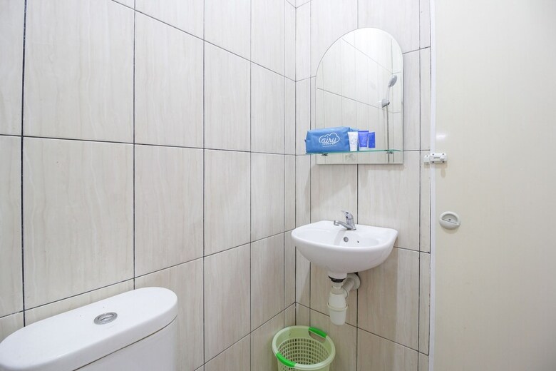 Hotel Airy Eco Medan Baru Sei Muara 27