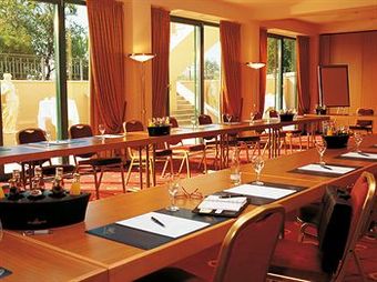 Victor's Residenz-hotel Schloss Berg