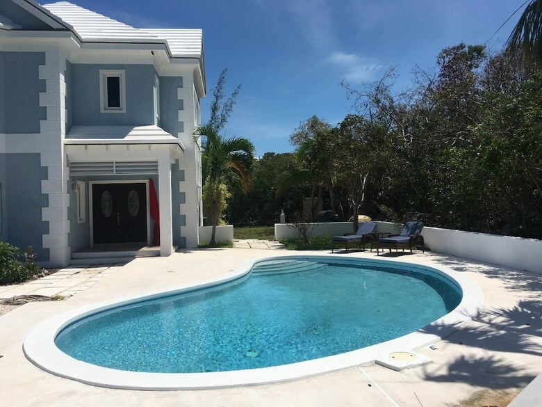 Blue Orchid Villa