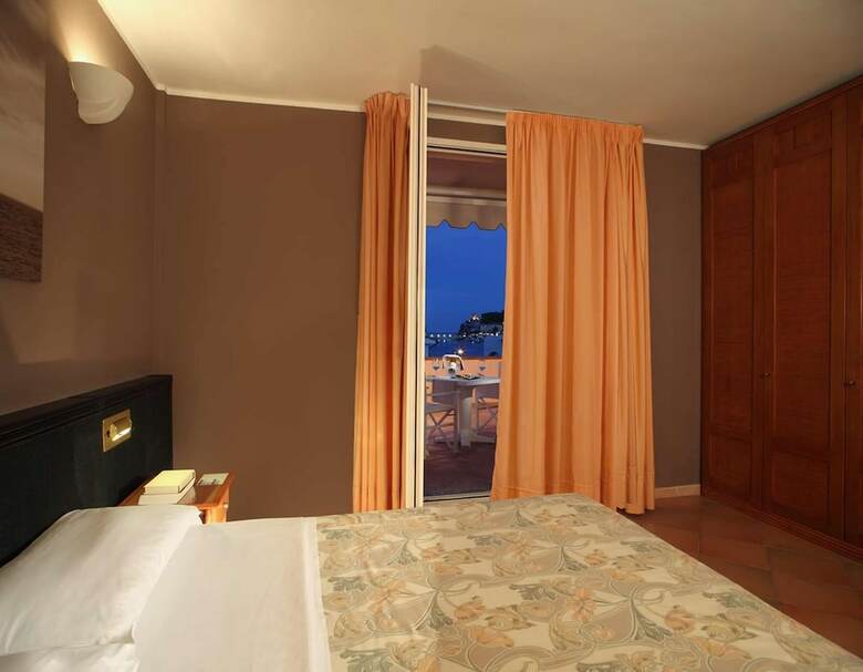Hotel Riva Del Sole