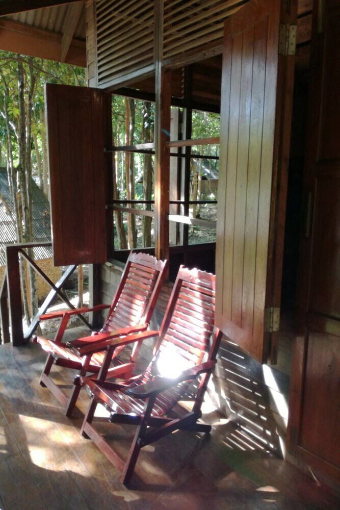 Hotel Bonhomie Beach Cottages