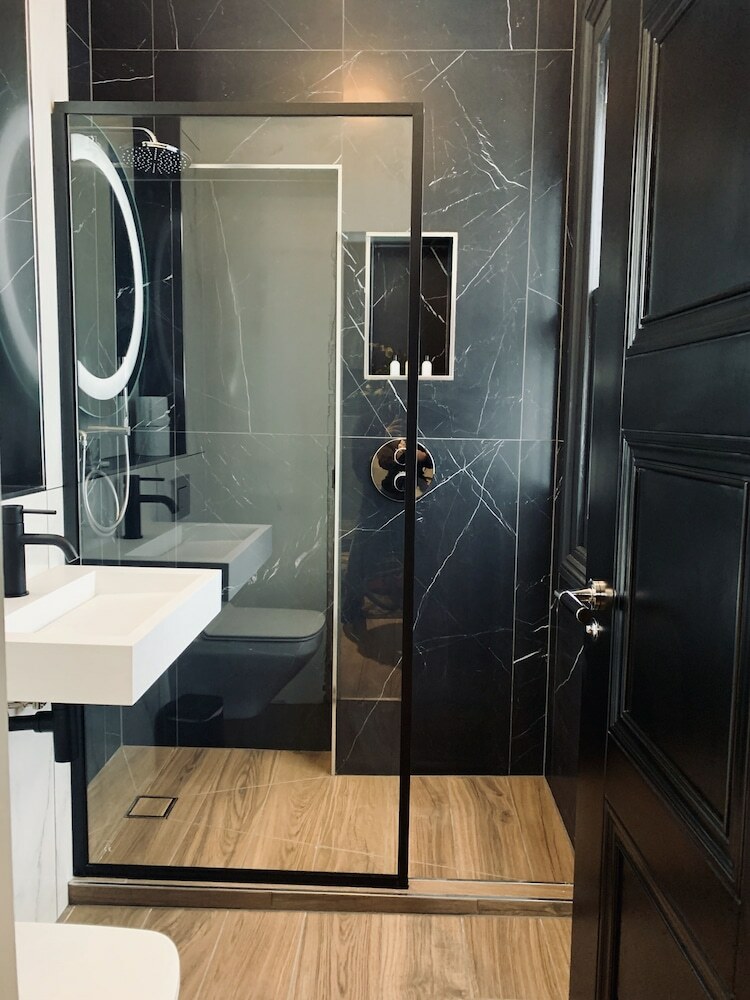 Hotel Sakkson House Rooms & Suites