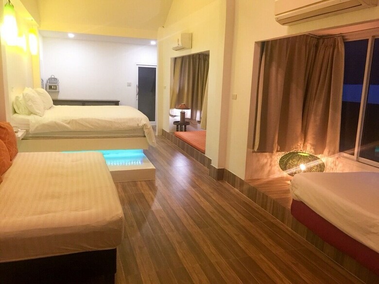 Hotel Reggae Garden Villas & Restaurant