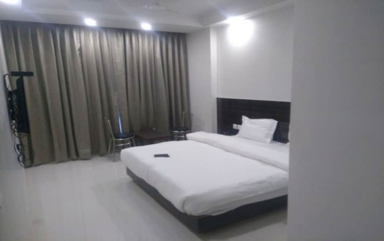 Hotel Sopan Heights