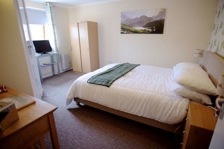 Hotel Inverour Guest House