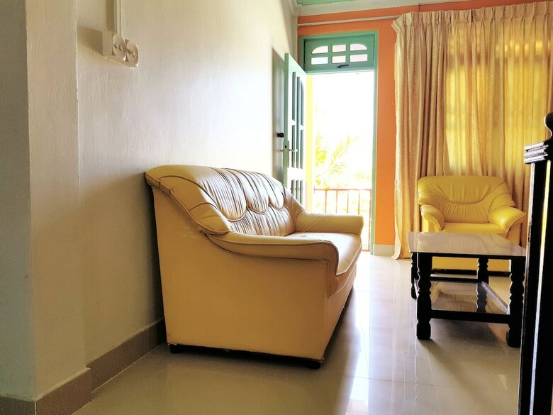 Hotel Bina Surf Camp