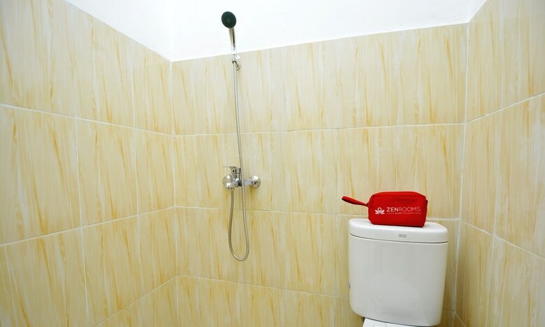 Hotel Zen Rooms Kemang G17 Syariah