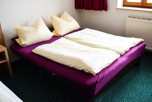 Hostal Hotel Gasthof Zum L�wen