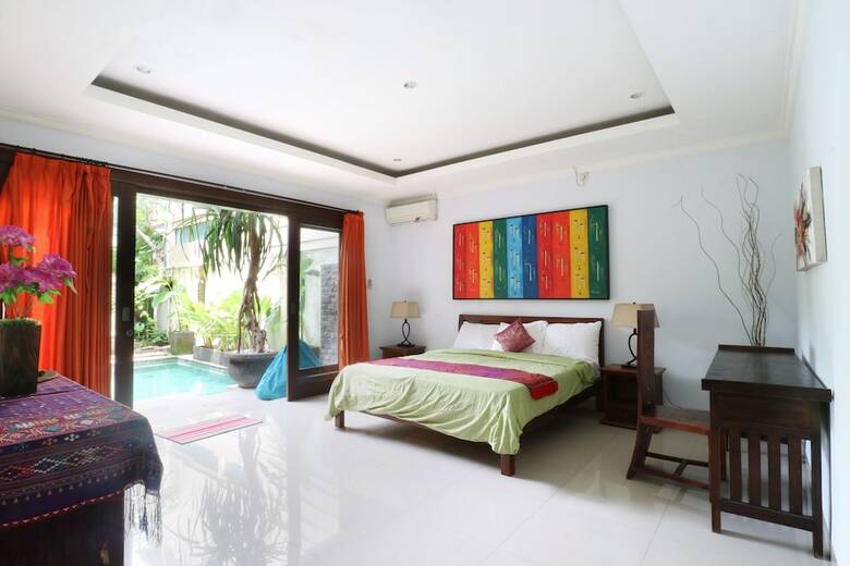 Hotel Pulasari Homestay & Villa