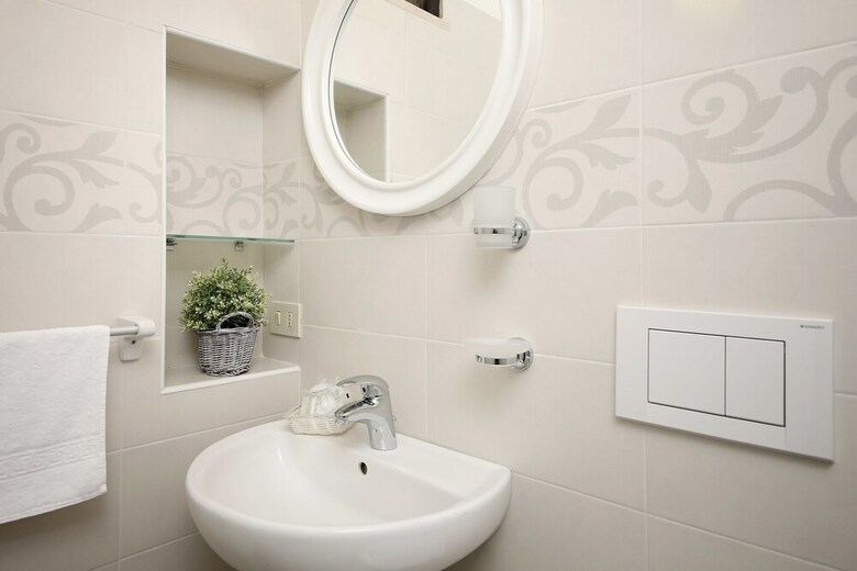 Hotel Lungomare Cattolica