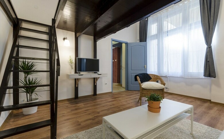 Mango Apartment