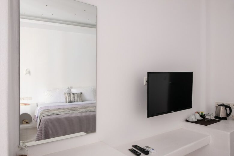 Hotel Ambience Suites