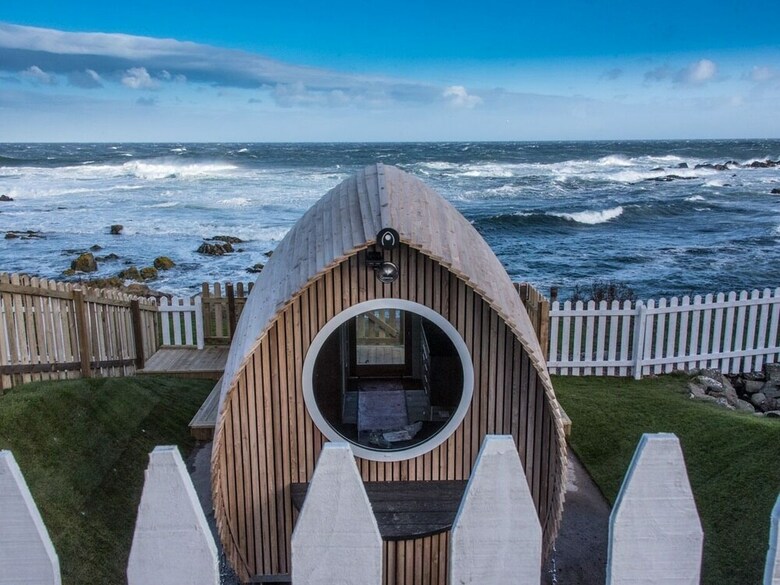 Door To The Shore - Seafront Cottages