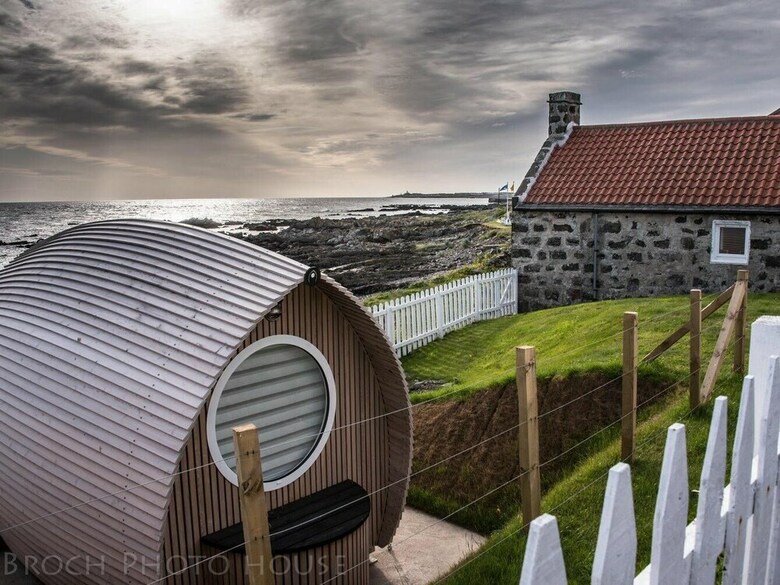 Door To The Shore - Seafront Cottages