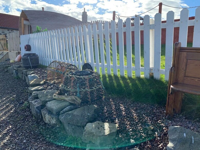 Door To The Shore - Seafront Cottages