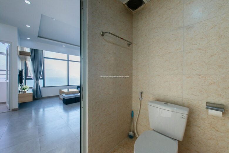 Handy Beachfront Apartment