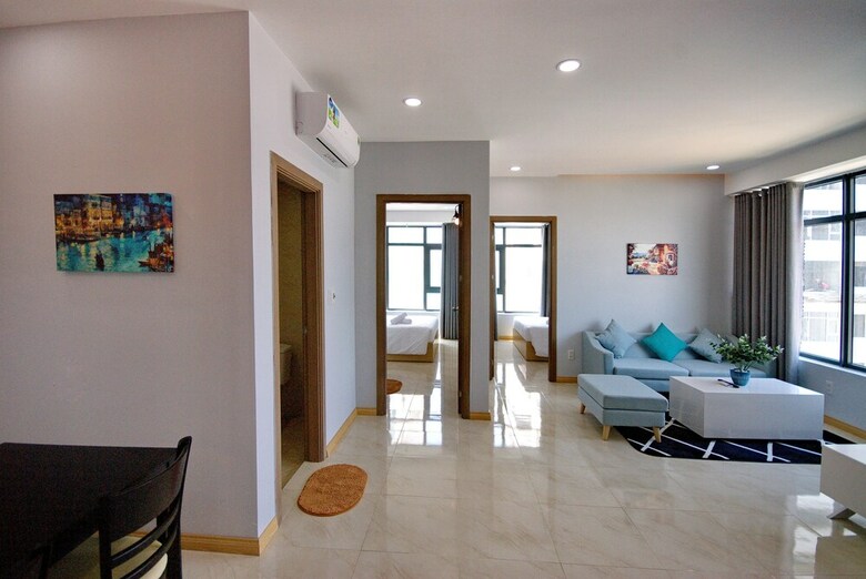 Handy Beachfront Apartment