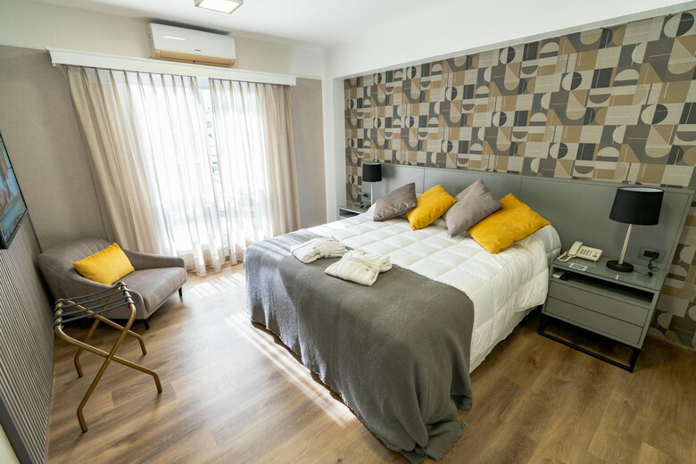 San Nicol�s Plaza Hotel