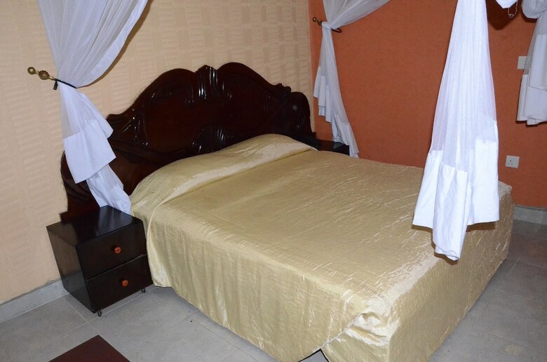 Hotel Stedmak Suites