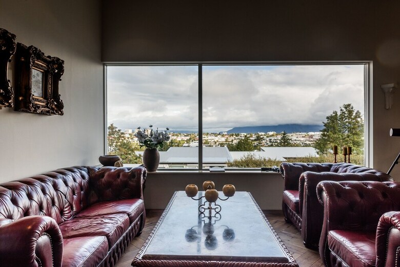 Sjf Villa With Hot Tub And Mountain View