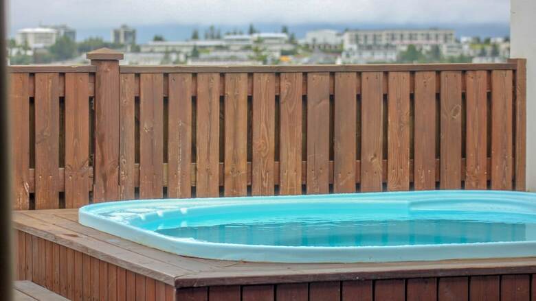 Sjf Villa With Hot Tub And Mountain View