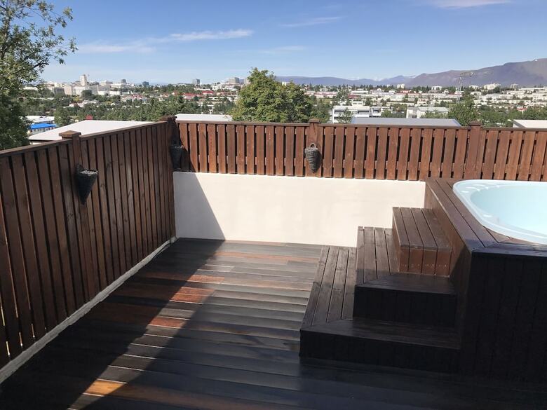 Sjf Villa With Hot Tub And Mountain View