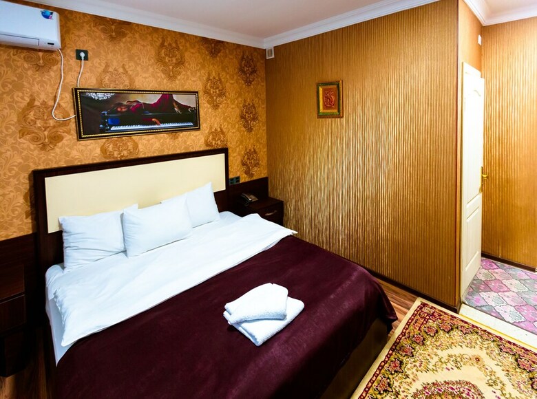 Renessans Hotel Baku