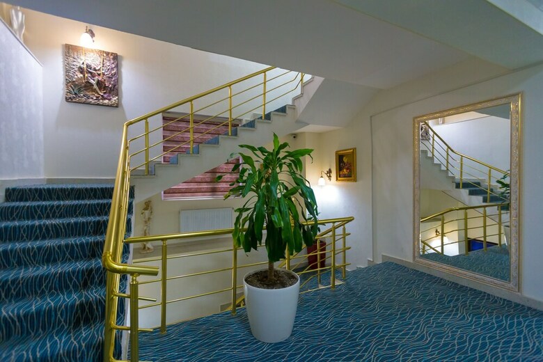 Renessans Hotel Baku