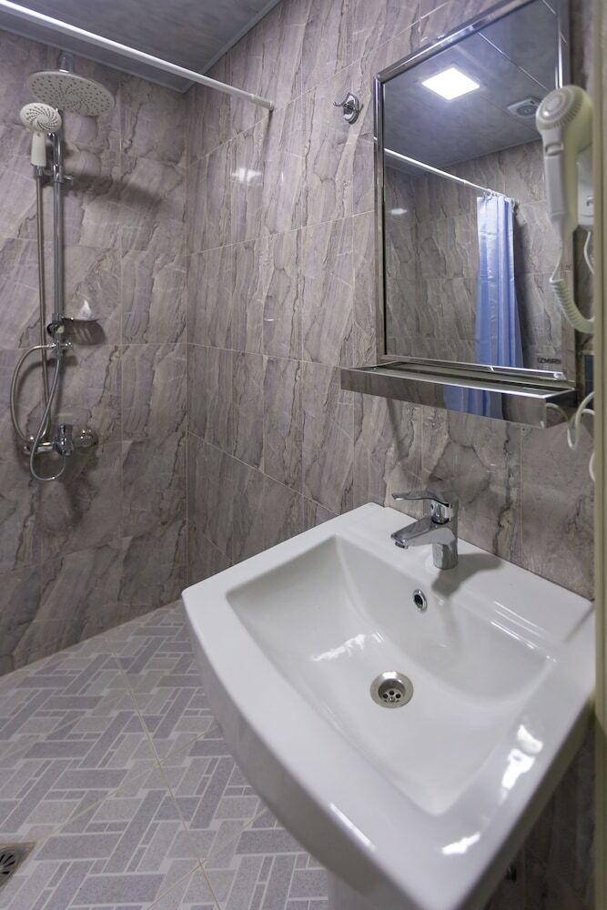 Renessans Hotel Baku