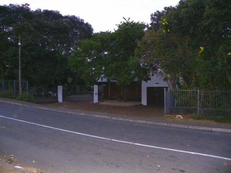 Hotel Blue's Guest House