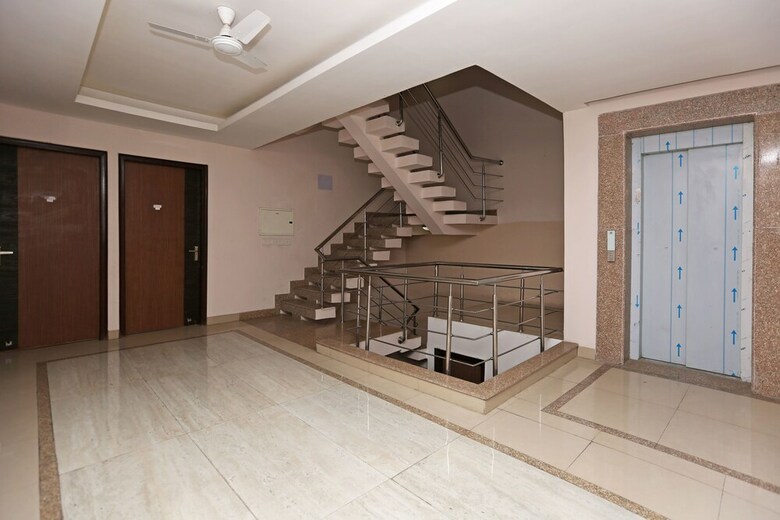 Hotel Oyo 8481 Le Tara Residency
